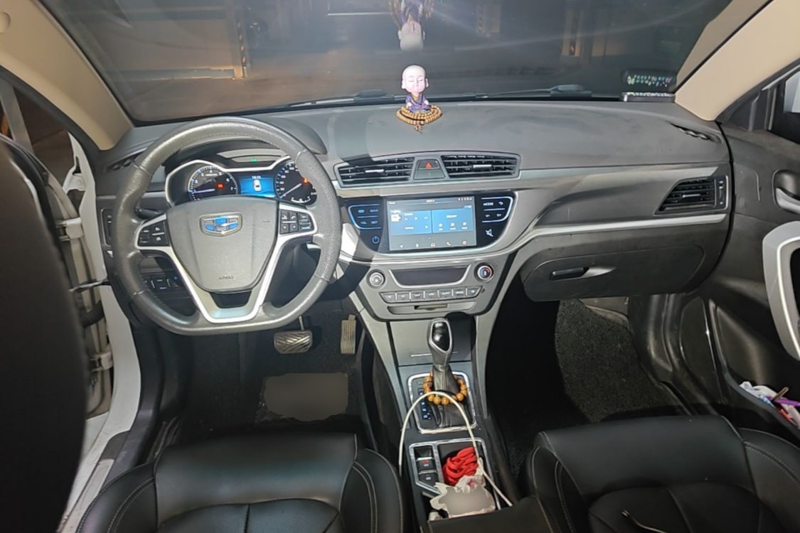 GEELY Emgrand 2017 car image #21
