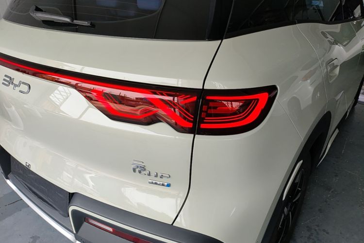 BYD YuanUP 2025 car image #8