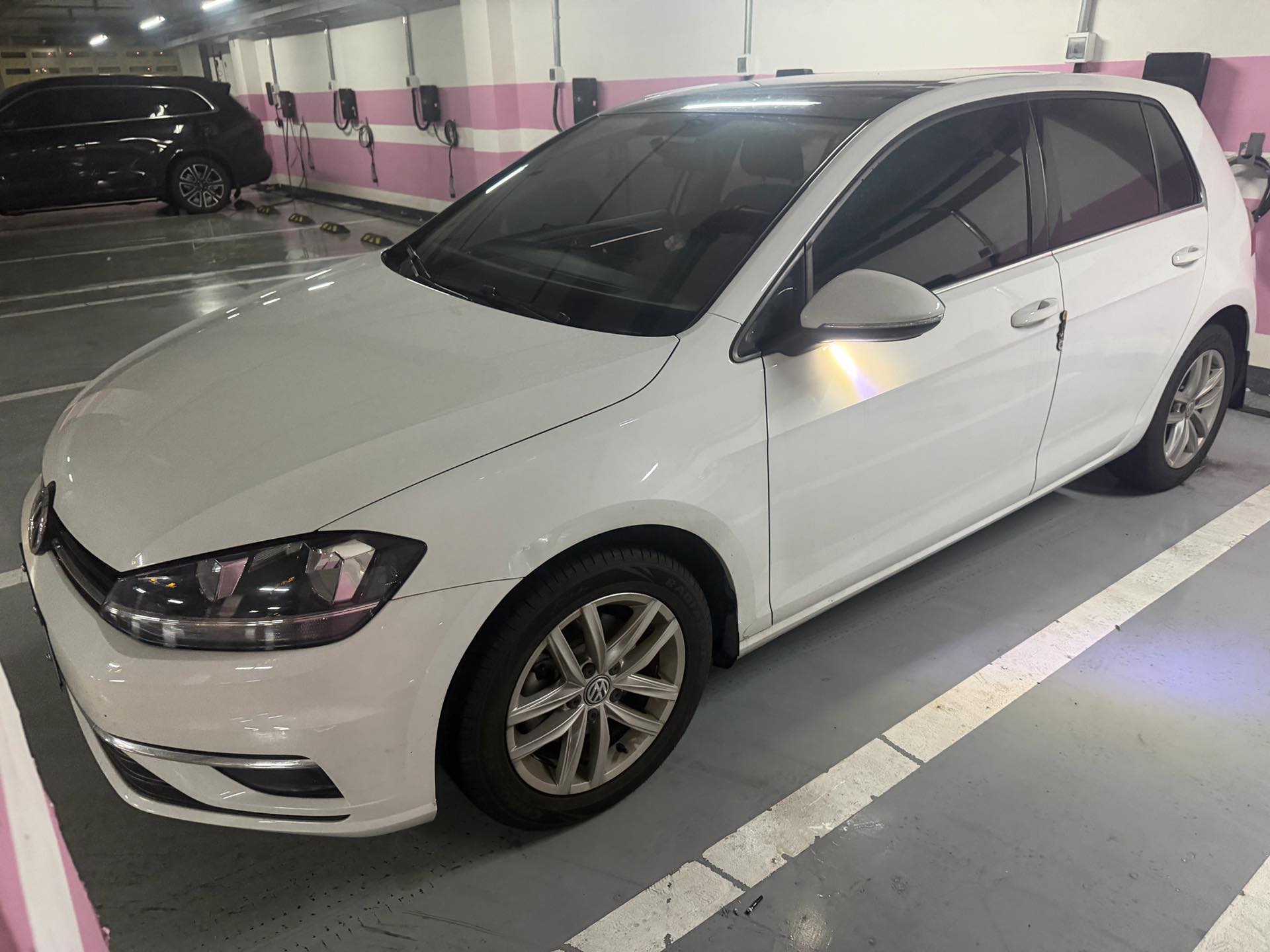 2018 2018 car image