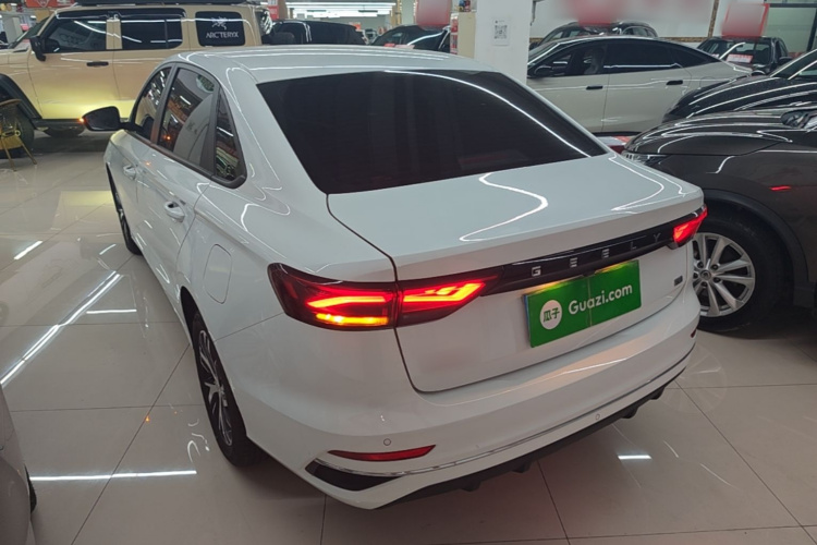 GEELY Emgrand 2025 car image #5