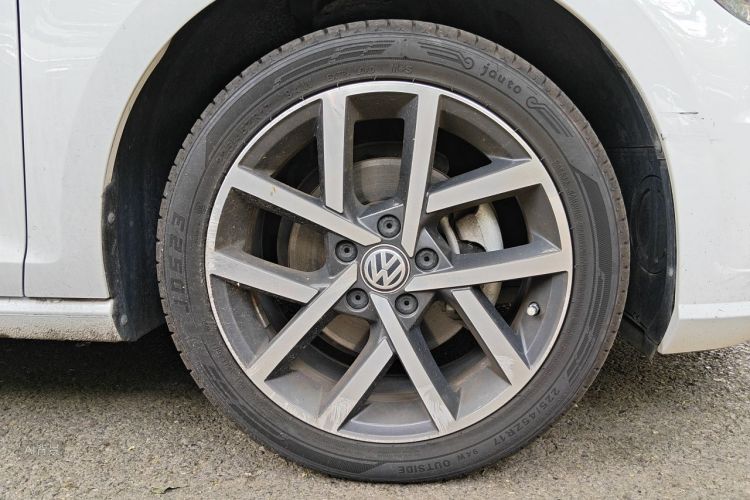 Volkswagen Golf 2020 #9 Volkswagen Golf 2020 car image #9