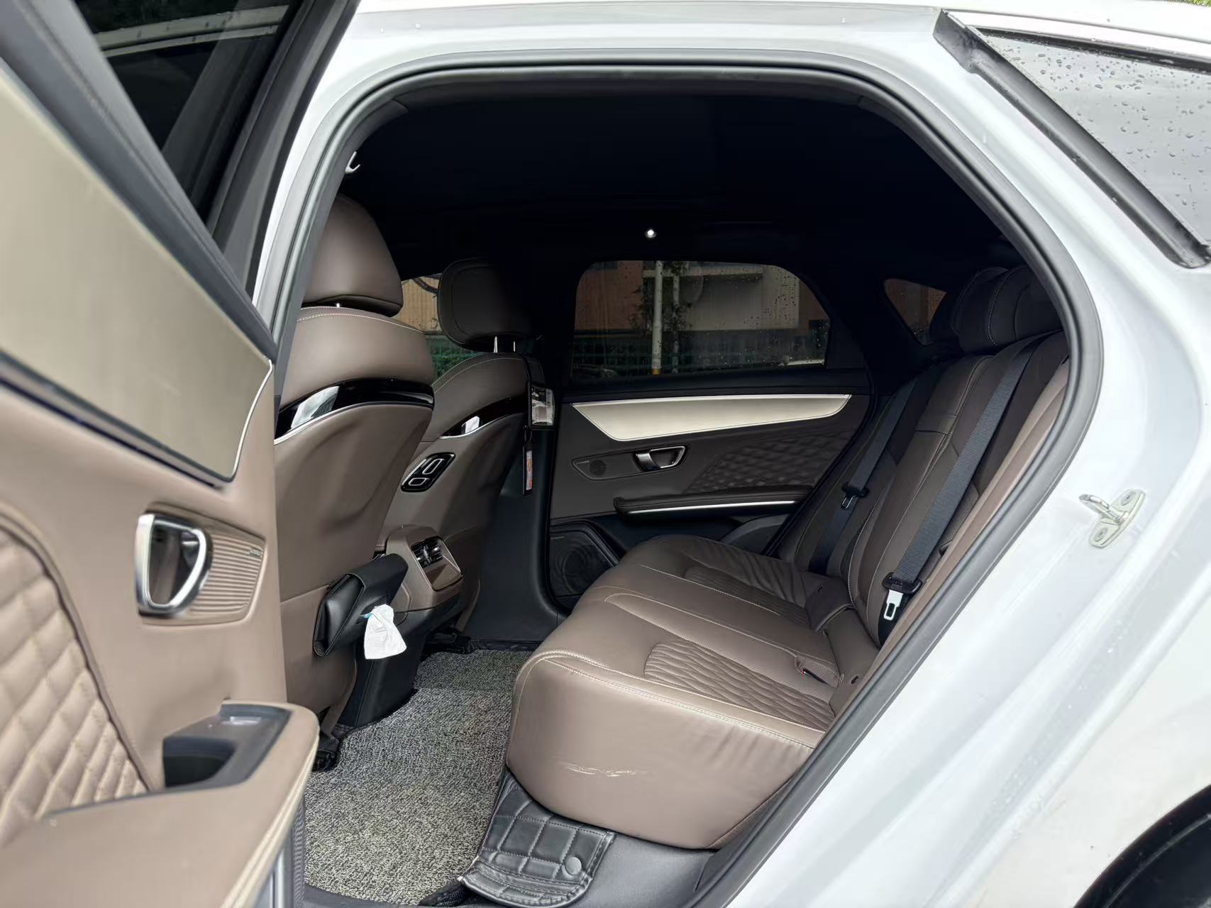 BYD Han 2024 image de voiture #5