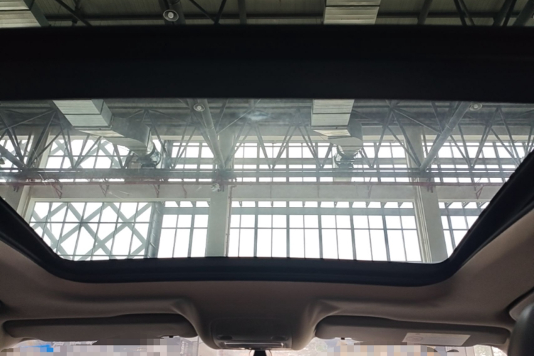 Audi Q3 2019 immagine di auto #18