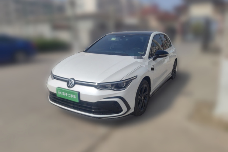 Volkswagen Golf 2024 imagen de coche #2