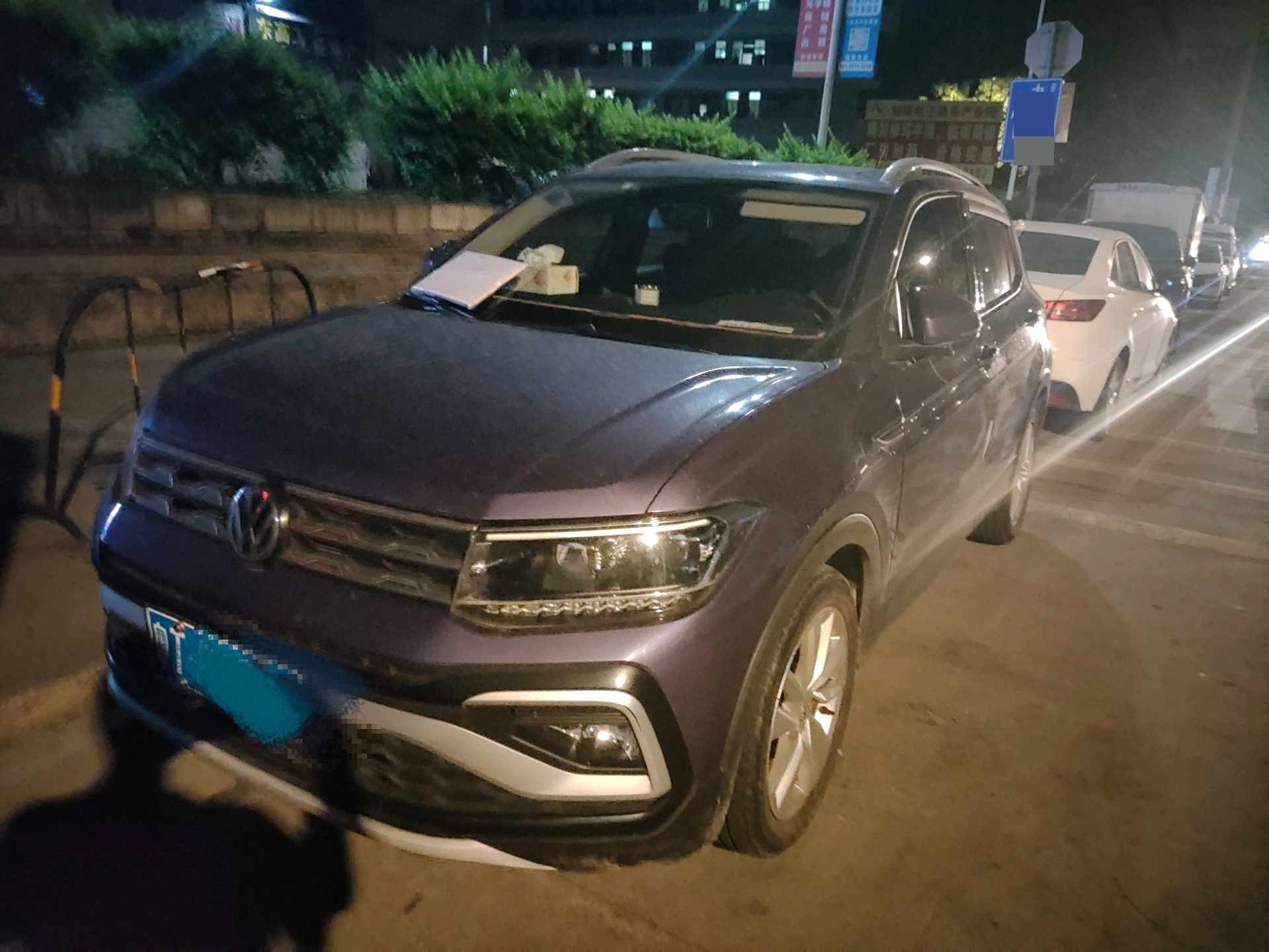 Volkswagen T-Cross 2019 Volkswagen T-Cross 2019 car image