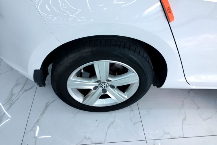 Volkswagen Golf 2016 car image #4