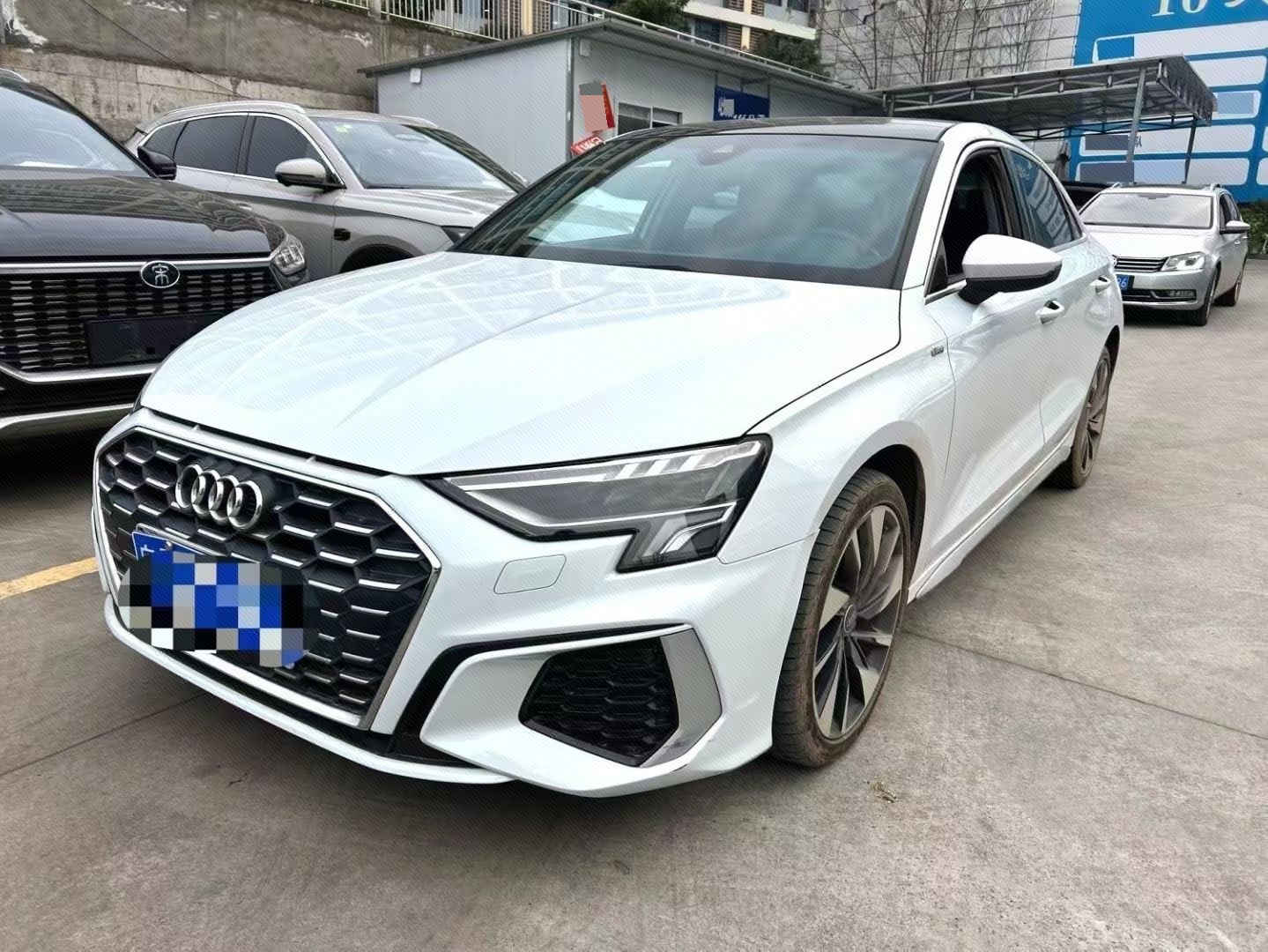 2022 2022 car image