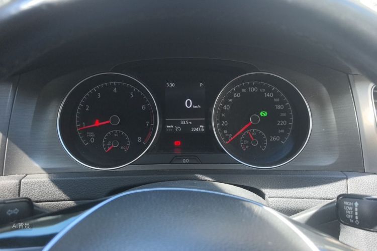 Volkswagen Golf 2014 car image #13