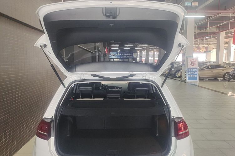 Volkswagen Golf 2017 #19 Volkswagen Golf 2017 car image #19