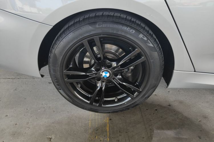 BMW 3 Series GT 2020 car image #10