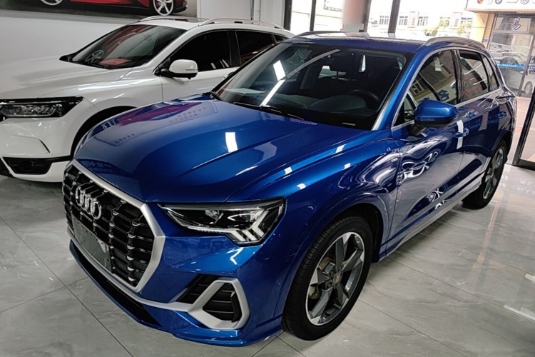 Audi Q3 2020 #2 Audi Q3 2020 изображение автомобиля #2