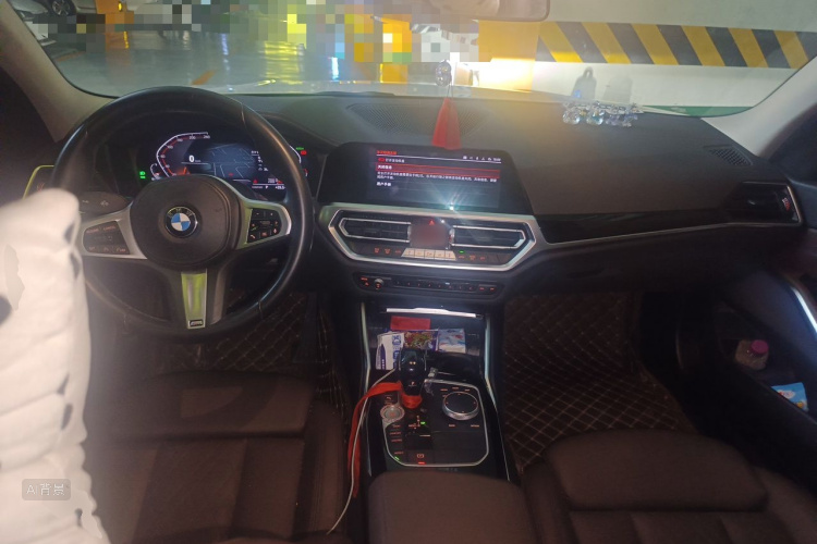 BMW 3 Series 2022 car image #11