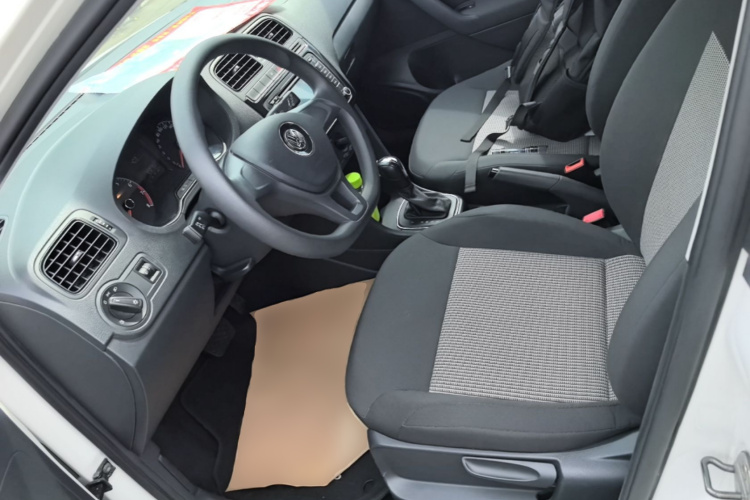 Volkswagen Polo 2017 #15 Volkswagen Polo 2017 car image #15