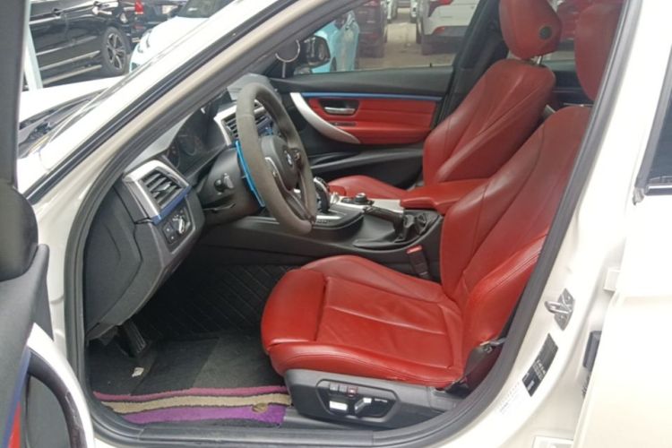BMW 3 Series 2019 #19 BMW 3 Series 2019 car image #19