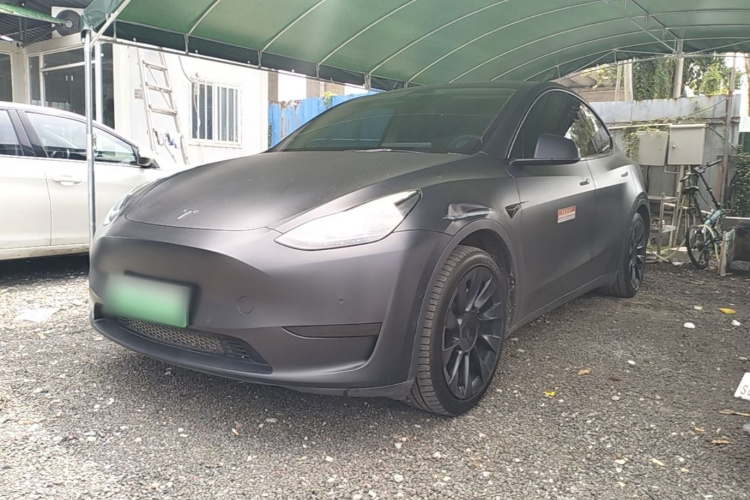 Tesla Model Y 2022 #2 Tesla Model Y 2022 car image #2