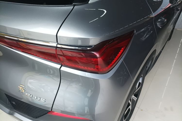 BYD Yuan Plus 2023 immagine di auto #8