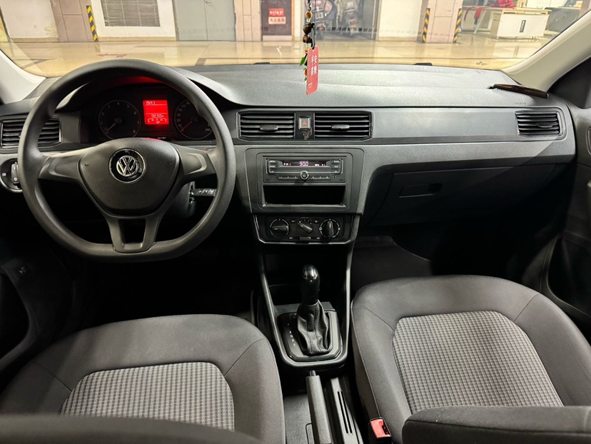 Volkswagen Santana 2017 #9 Volkswagen Santana 2017 car image #9