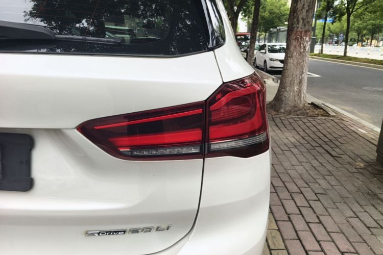 BMW X1 2020 car image #8