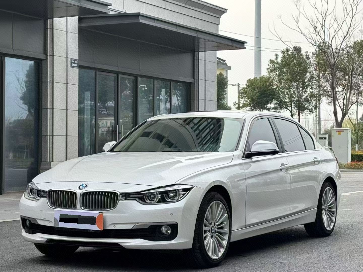 BMW 3 Series 2018 car image 