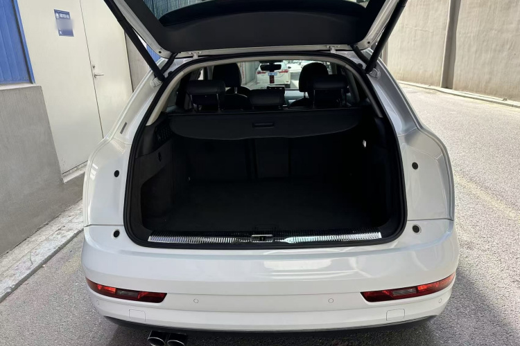 Audi Q3 2016 #16 Audi Q3 2016 car image #16
