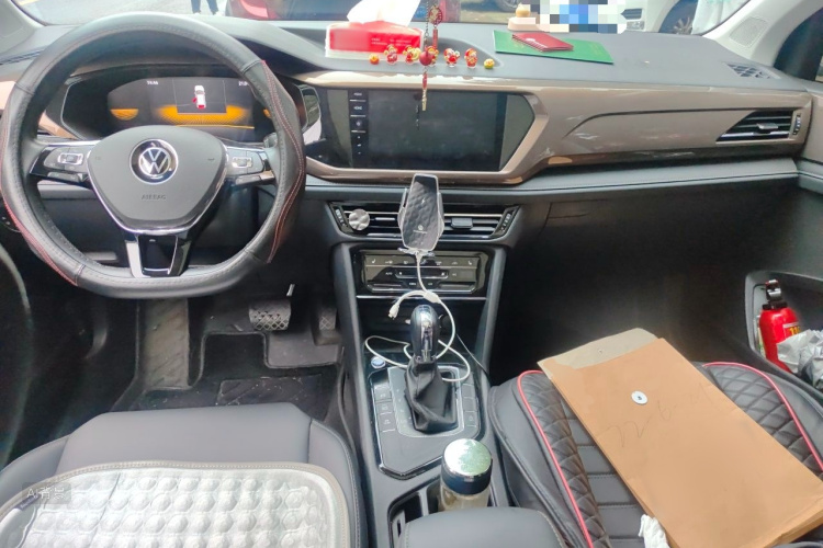 Volkswagen Tharu 2022 car image #11