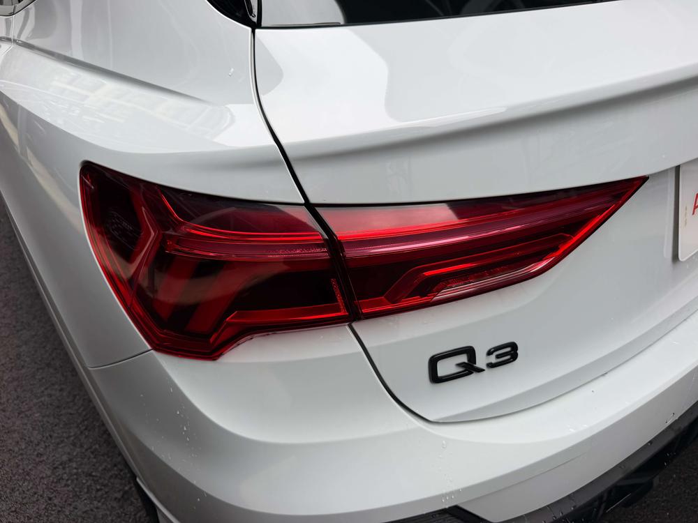 Audi Q3 Sportback 2024 #8 Audi Q3 Sportback 2024 imagen de coche #8