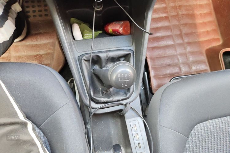 Volkswagen Santana 2018 car image #16