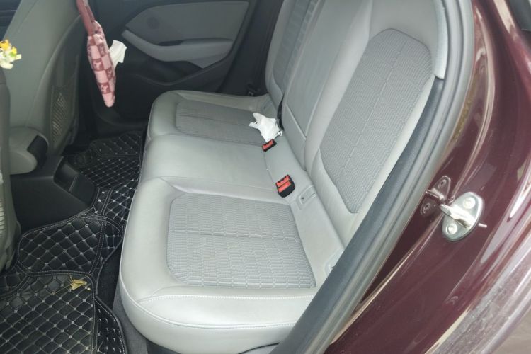 Audi A3 2019 car image #10