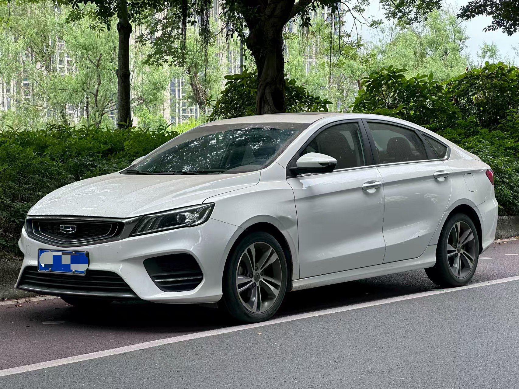 GEELY Binray 2020 immagine di auto 