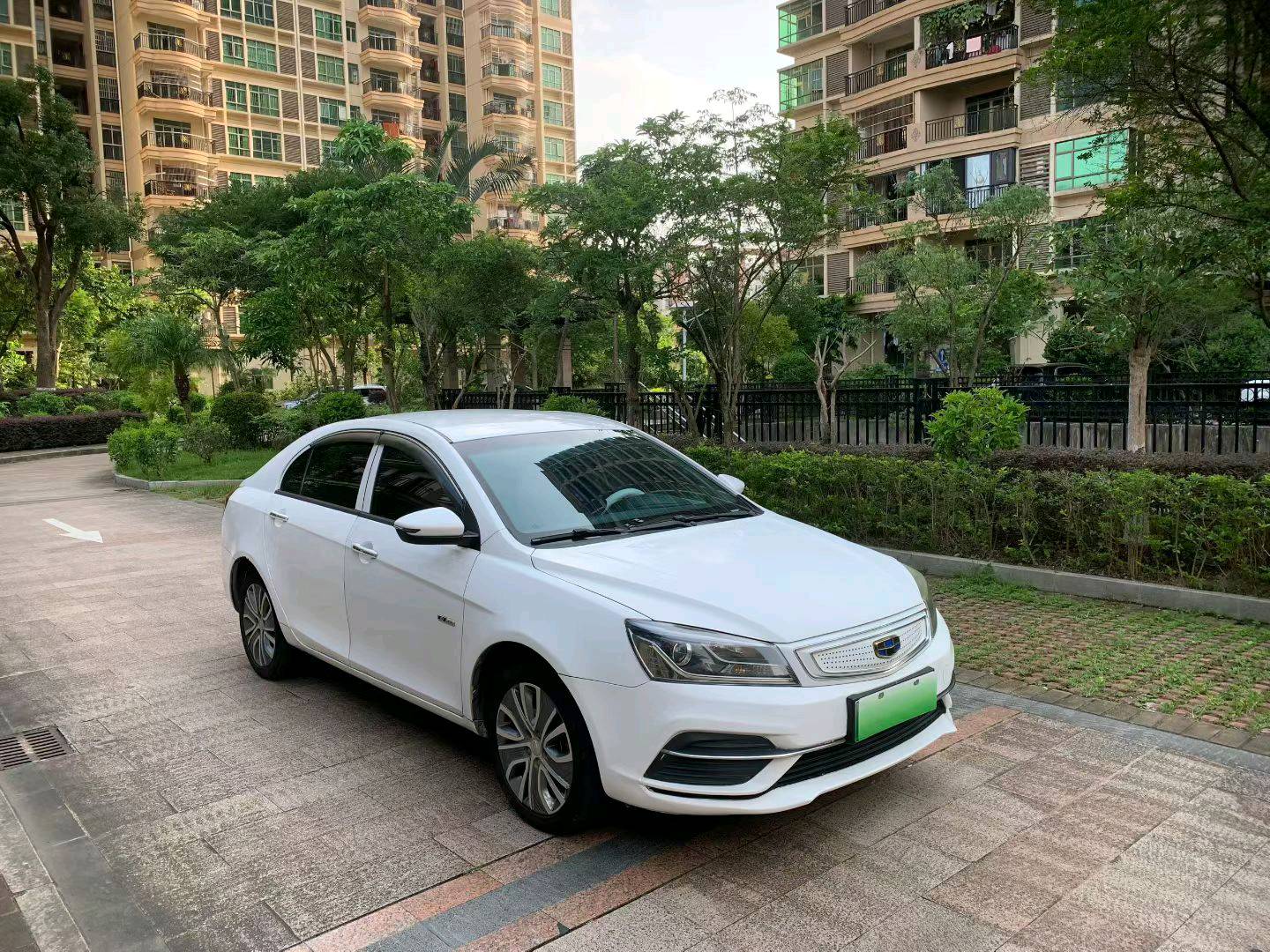 GEELY Emgrand New Energy 2018 car image #5