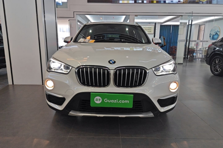BMW X1 2018 immagine di auto #3