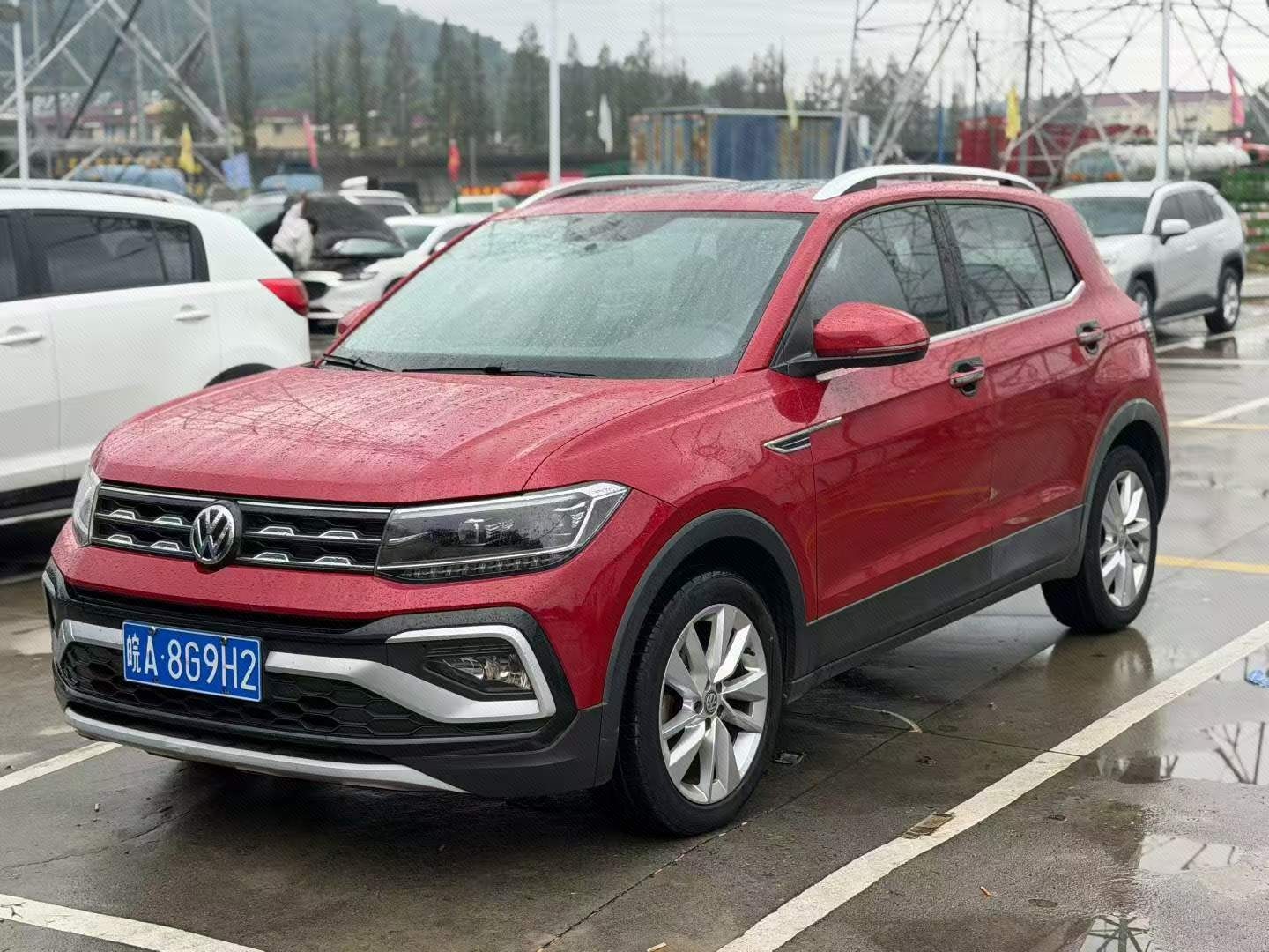 Volkswagen T-Cross 2019 car image 