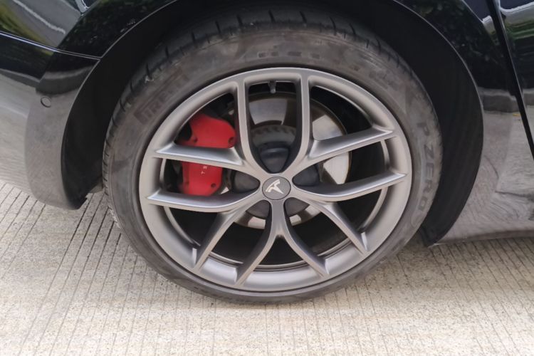 Tesla Model 3 2022 car image #10