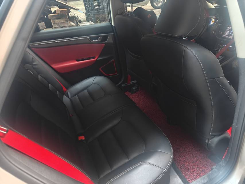 GEELY Emgrand GS 2016 car image #5