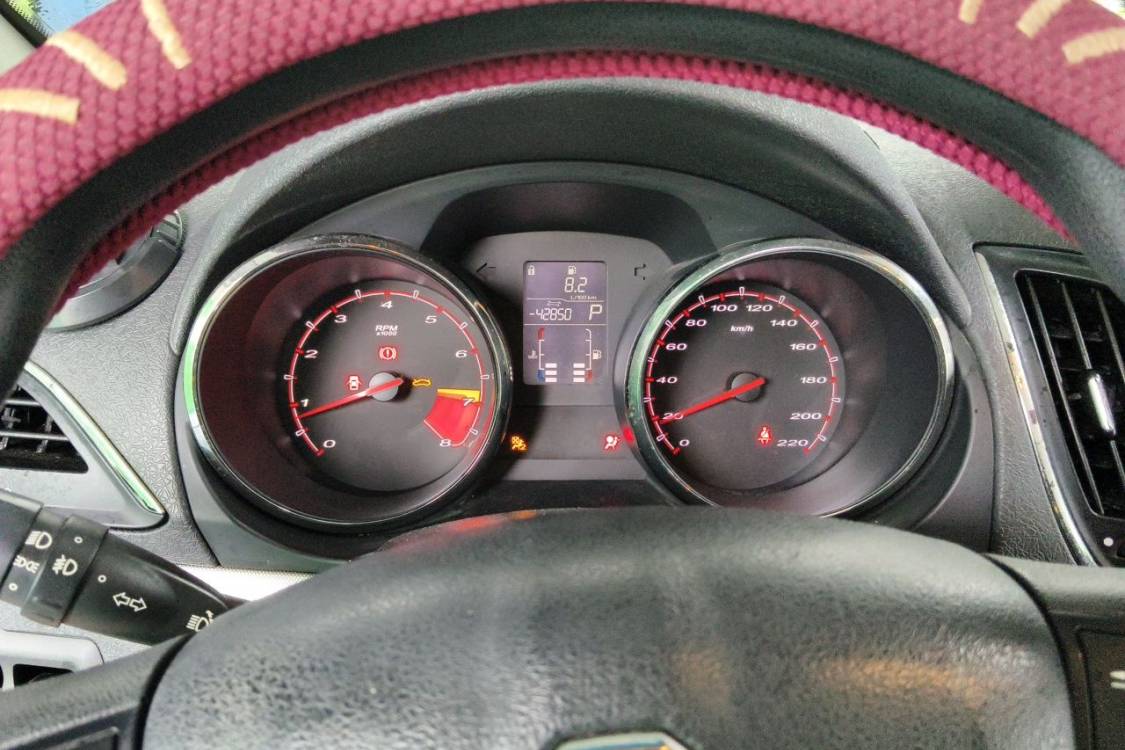 MG 5 2014 car image #24