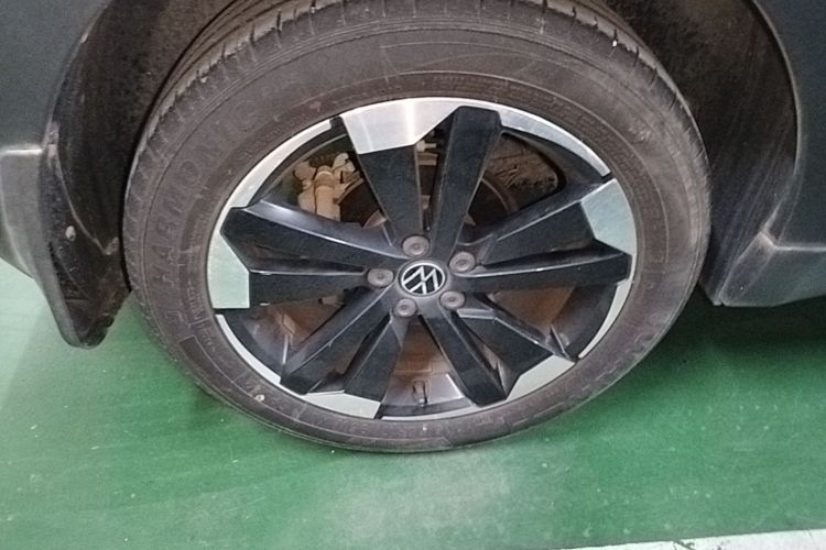 Volkswagen Tacqua 2021 #10 Volkswagen Tacqua 2021 صورة سيارة #10