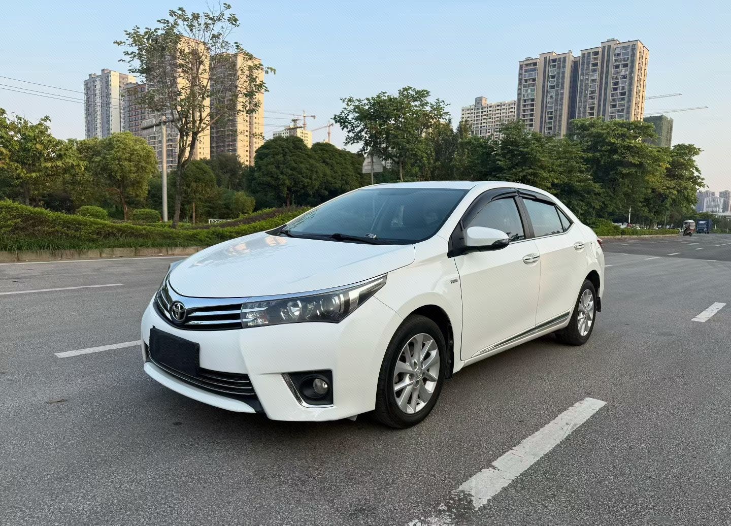 Toyota Corolla 2015 Toyota Corolla 2015 car image