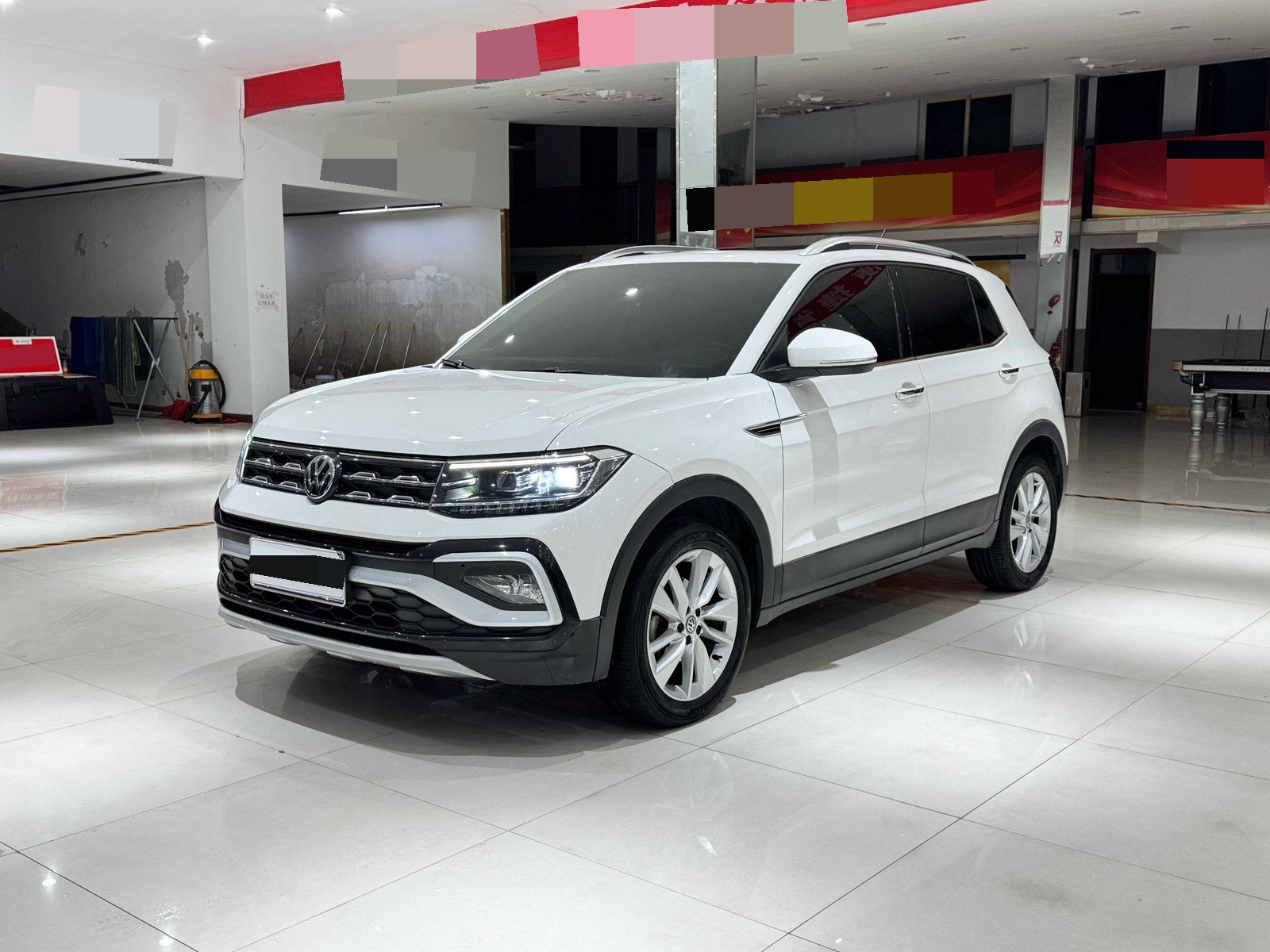 Volkswagen T-Cross 2020 Volkswagen T-Cross 2020 car image