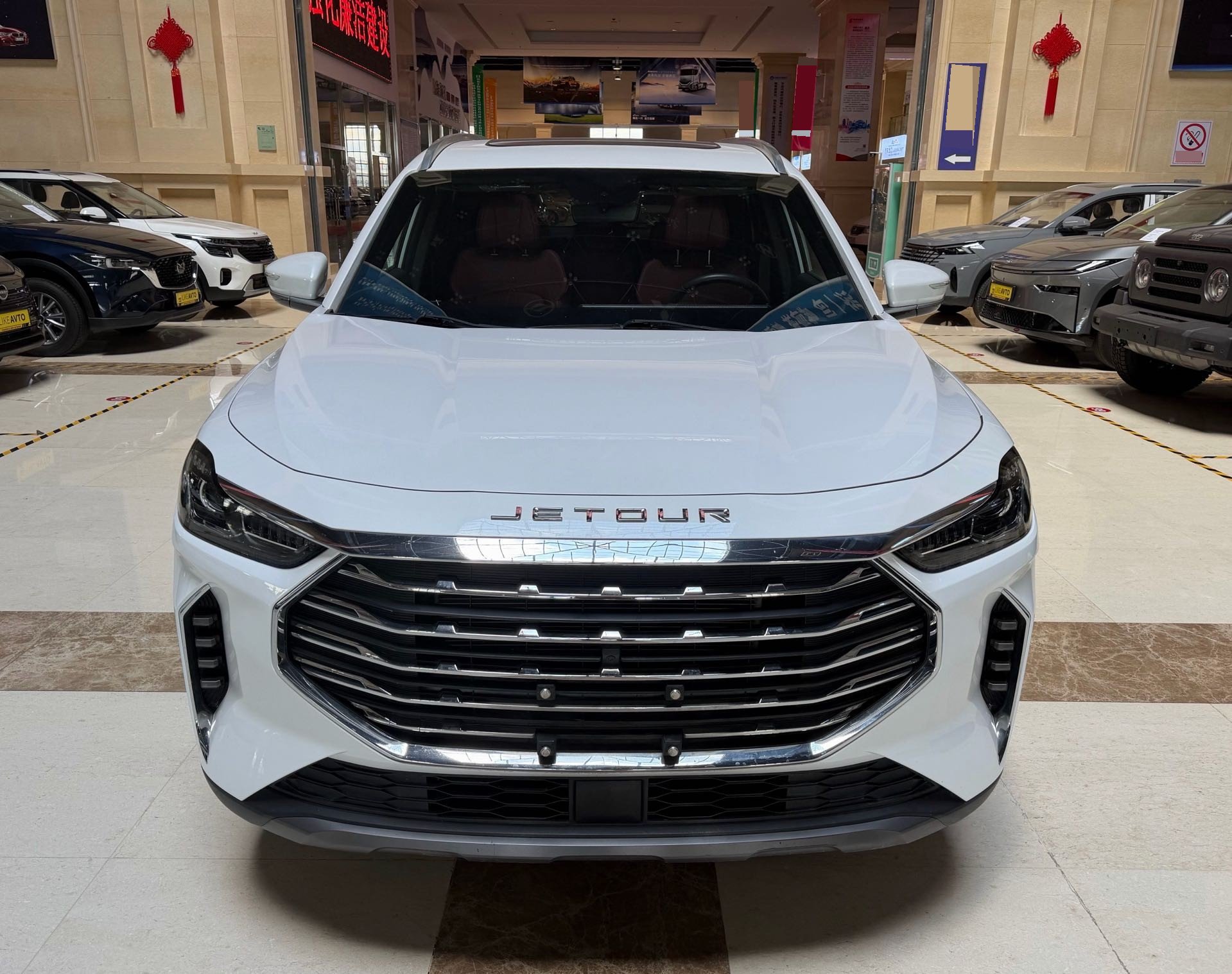 Jetour X70 PLUS 2022 car image #2