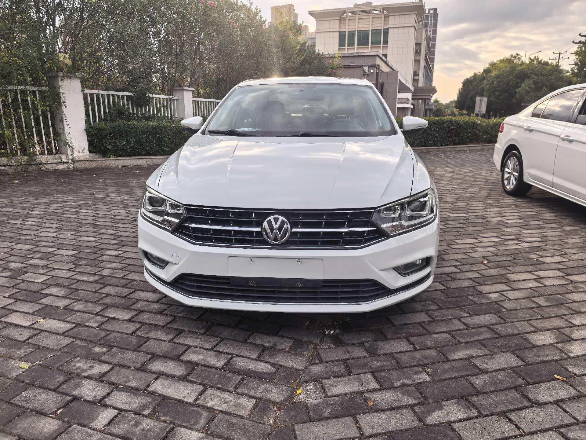 Volkswagen Bora 2018 imagen de coche #3