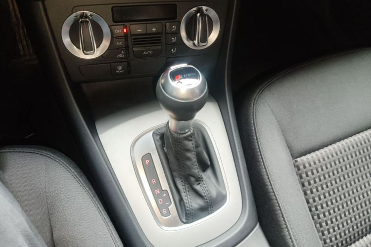 Audi Q3 2015 #14 Audi Q3 2015 صورة سيارة #14