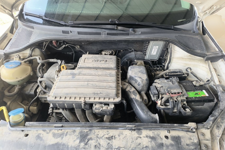 Volkswagen Santana 2016 car image #20