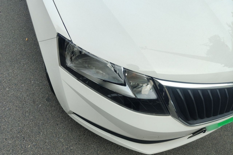 Skoda Rapid 2020 #8 Skoda Rapid 2020 car image #8