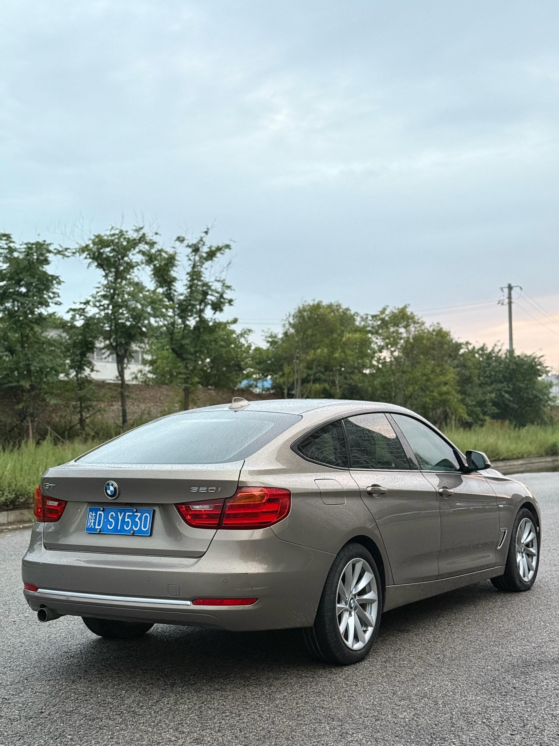 BMW 3 Series GT 2014 car image #9