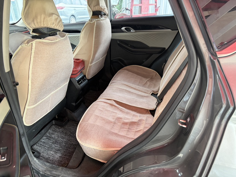 GEELY Coolray 2024 car image #5