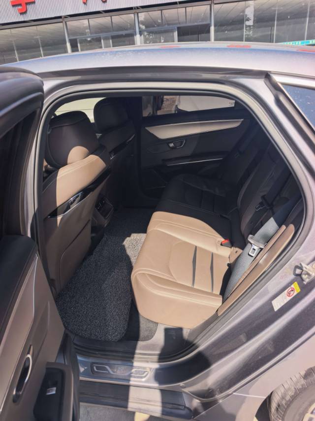 BYD Han 2021 صورة سيارة #5