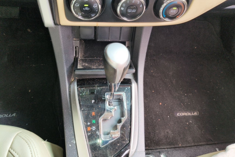 Toyota Corolla 2017 #18 Toyota Corolla 2017 car image #18