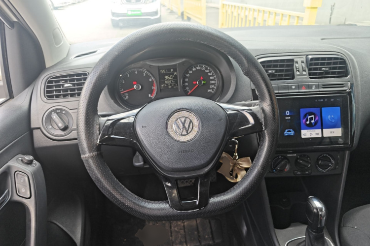 Volkswagen Polo 2019 #11 Volkswagen Polo 2019 car image #11