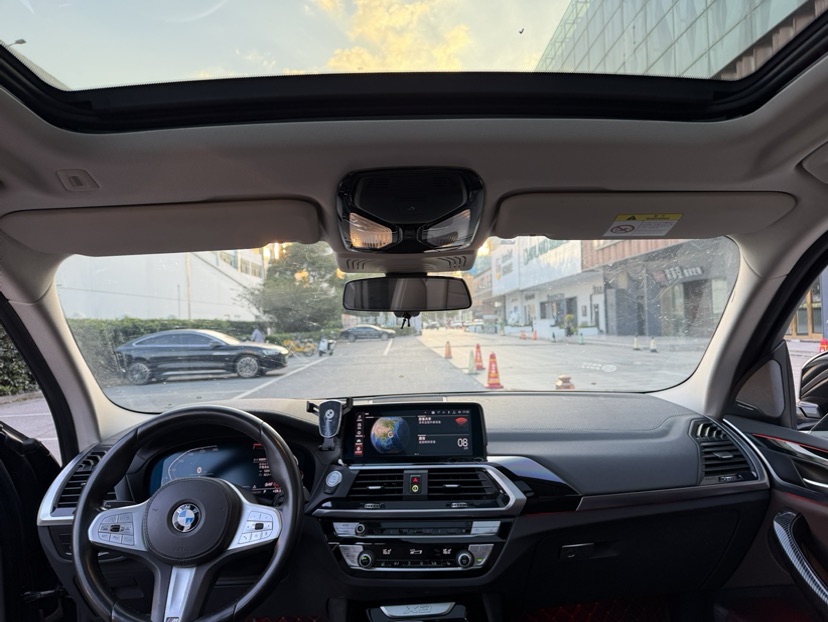 BMW X3 2020 car image #6