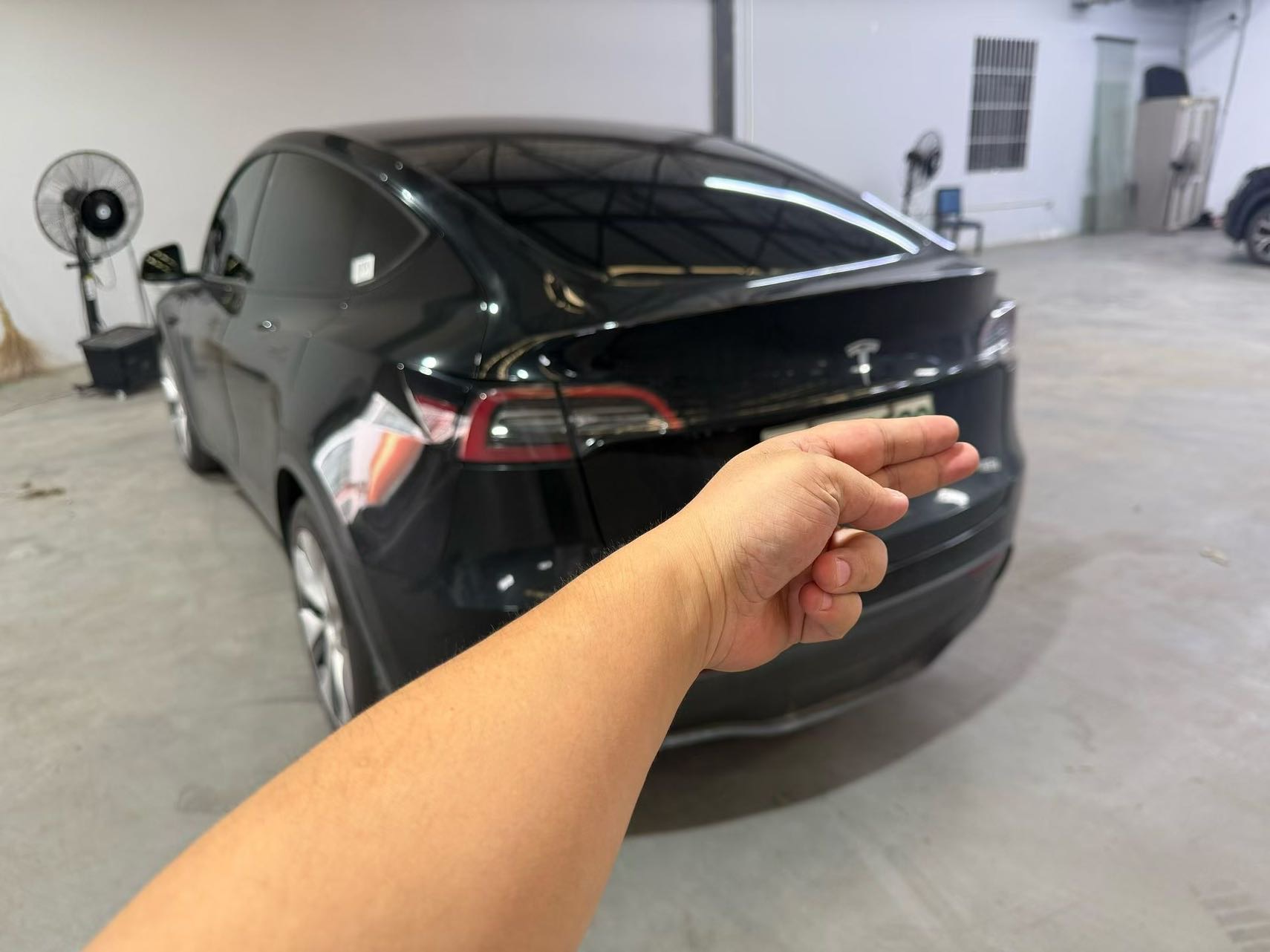 Tesla Model Y 2022 car image #4